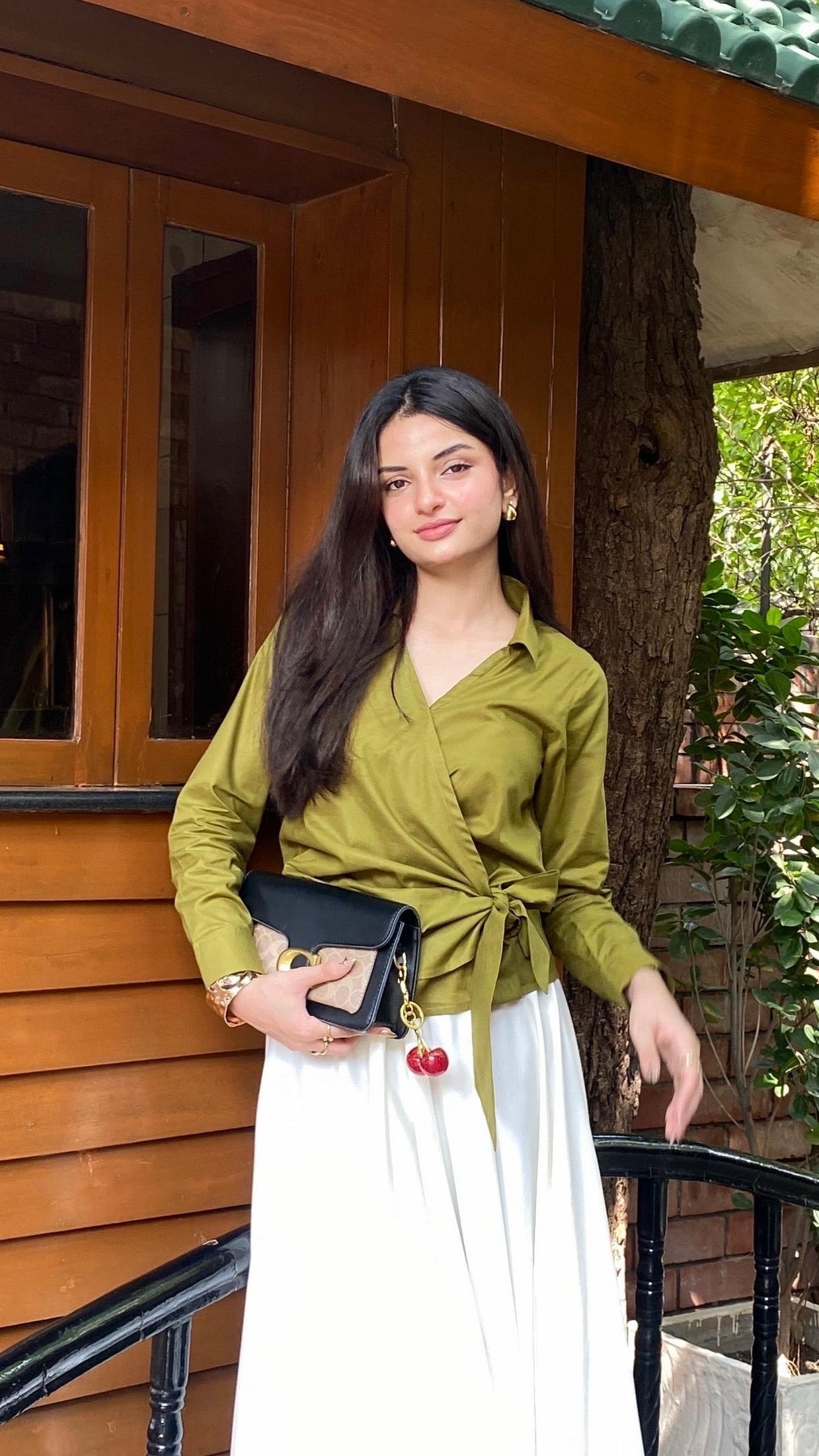 Olive side Bow Top