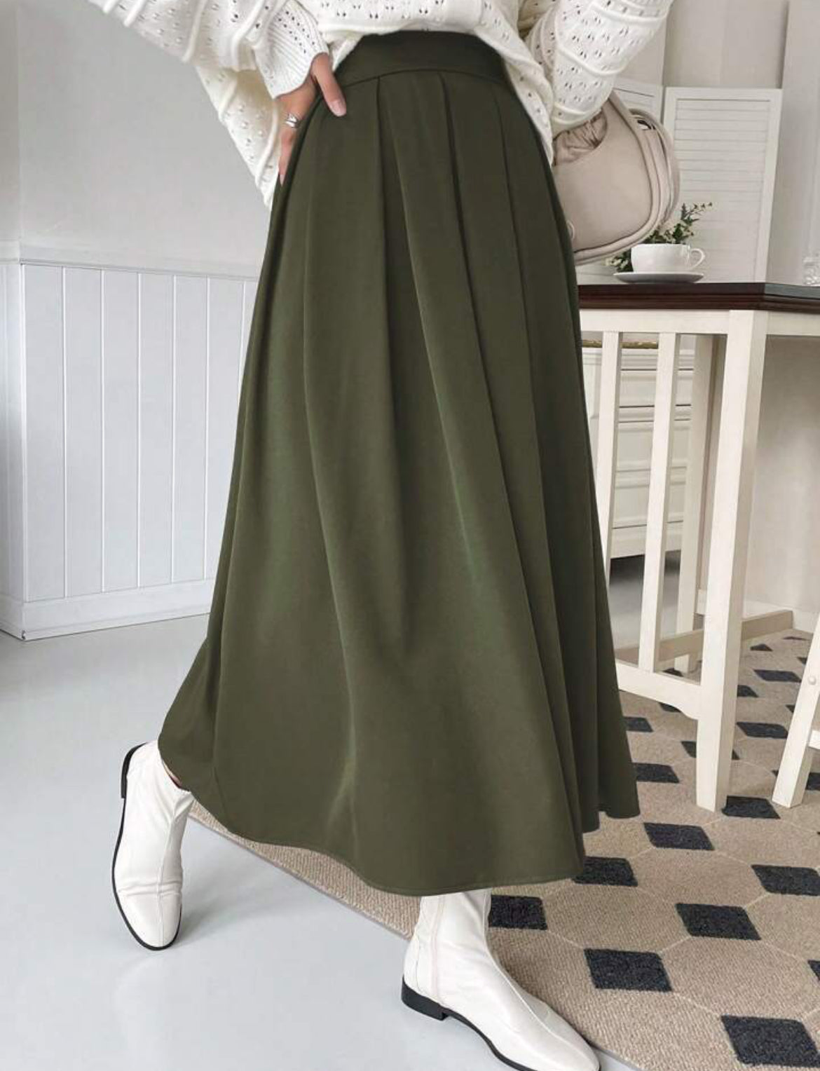 Olive pleated Skirt