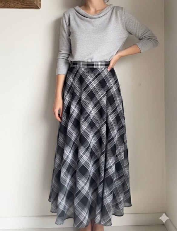Noir Grid Skirt