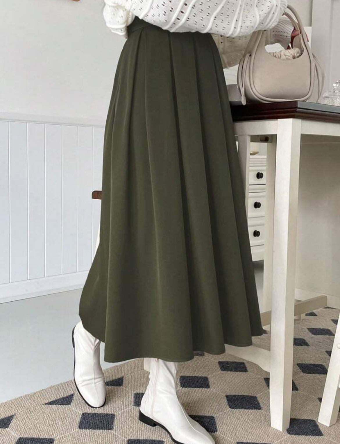 Olive pleated Skirt